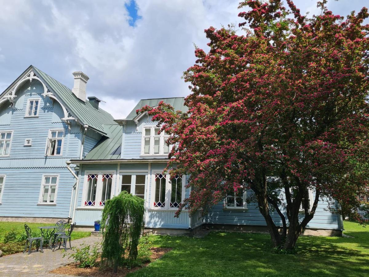 Lahe Guesthouse Haapsalu Exterior photo